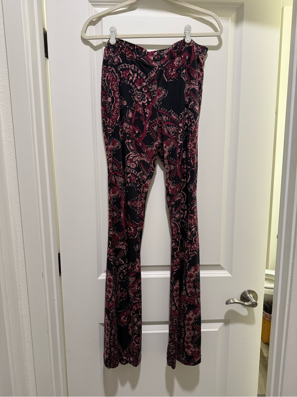 Make Statement Flare Pants (Free People)
Black Combo
